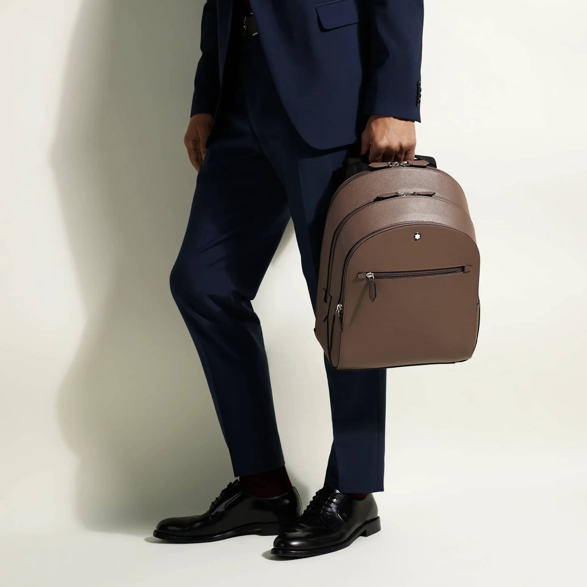 Zaino Montblanc Sartorial Medium 3 scomparti in pelle Mastic