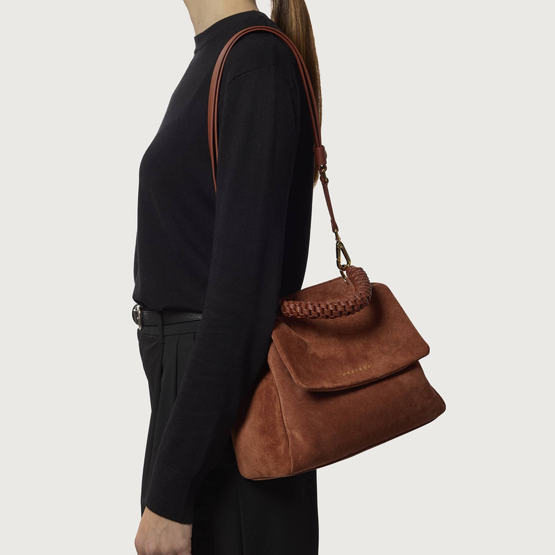 Borsa Orciani Sveva Peach Small a mano in suede con tracolla